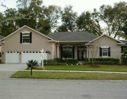 2222 Valrico Forest Dr., Valrico, FL 33594