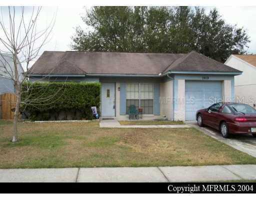 1909 Crown Park Dr., Valrico, FL 33594