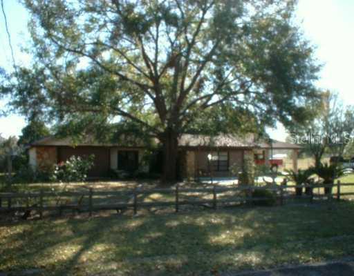 1831 Streetman Dr., Lithia, FL 33547