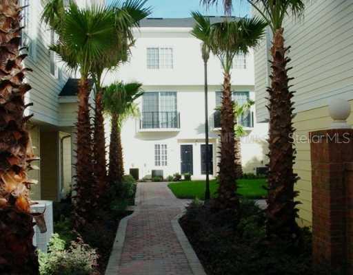 9837 Meadow Field Creek #609, Tampa, FL 33626