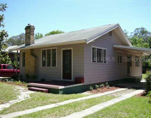 1021 Henry Ave., Tampa, FL 33604