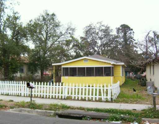 911 E 109th Ave., Tampa, FL 33612