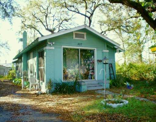 507 E New Orleans Ave., Tampa, FL 33603