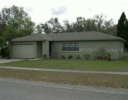 607 King Henry Ct., Seffner, FL 33584