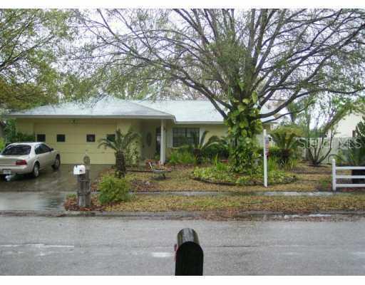 1336 Edgewater Ct., Lutz, FL 33559