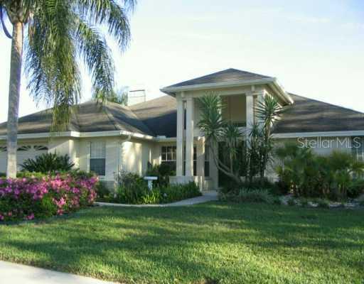 16703 Longleat Dr., Lutz, FL 33549