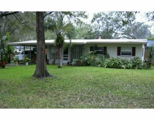 915 Hillside Dr., Lutz, FL 33549