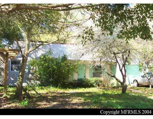 16208 Highland Ave., Lutz, FL 33548