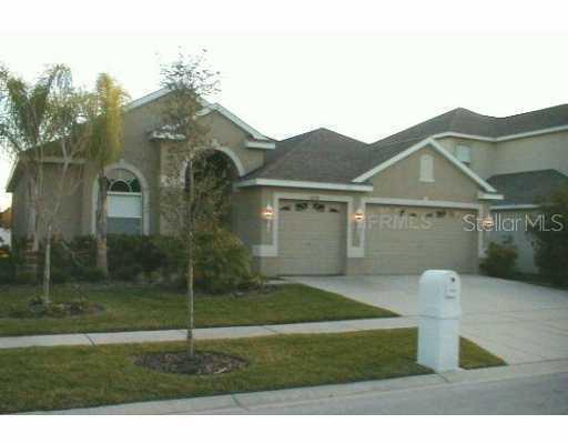 18720 Chopin Dr., Lutz, FL 33558