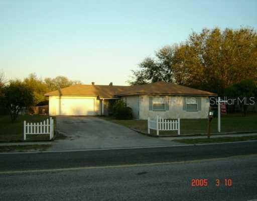 1107 Seffner Valrico Rd., Valrico, FL 33594
