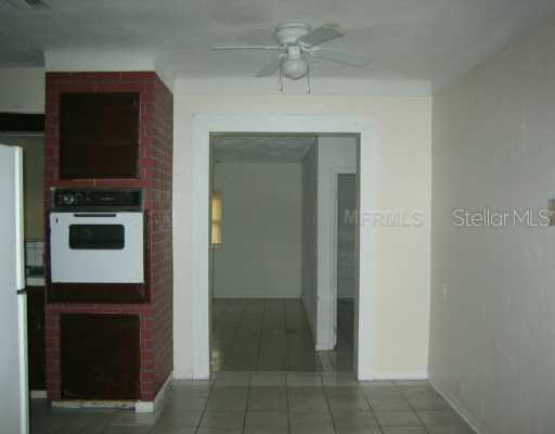 7049 N 52nd Ln., Pinellas Park, FL 33781