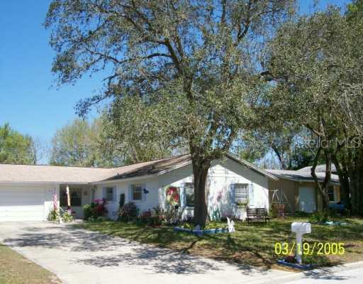 412 Cranberry Ln., Brandon, FL 33510