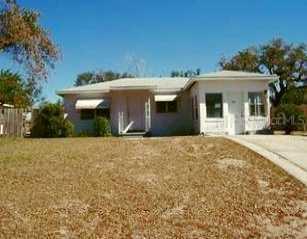 520 Lemon St., Lake Wales, FL 33853