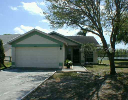 1321 Mohrlake Dr., Brandon, FL 33511