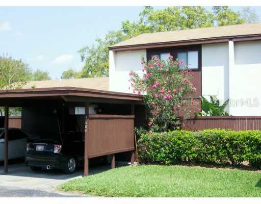 7804 Hyacinth Ln., Temple Terrace, FL 33637