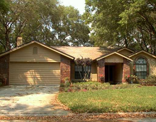 2414 Burlwood Dr., Lutz, FL 33549