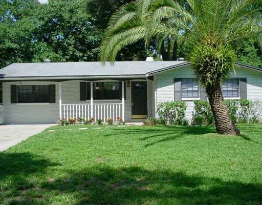 513 Clearfield Rd., Brandon, FL 33511