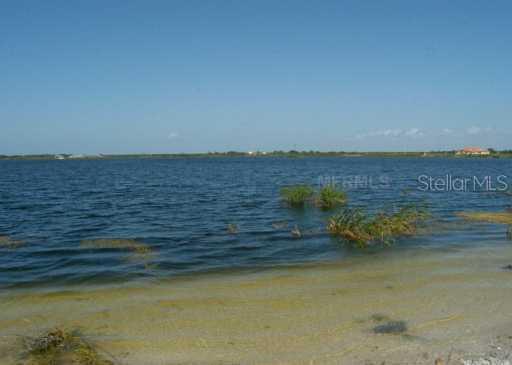 Lost River Tr., Ruskin, FL 33570