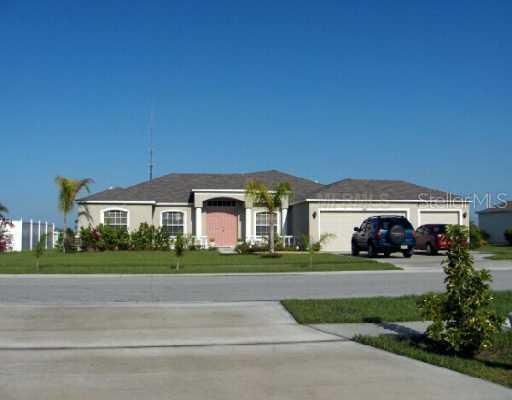 6641 Clair Shore Dr., Apollo Beach, FL 33572