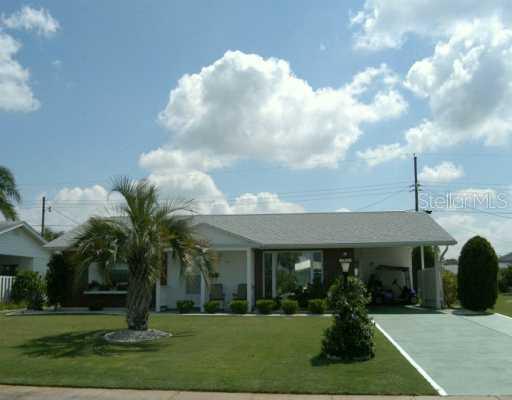 1411 Fox Hills Dr., Sun City Center, FL 33573