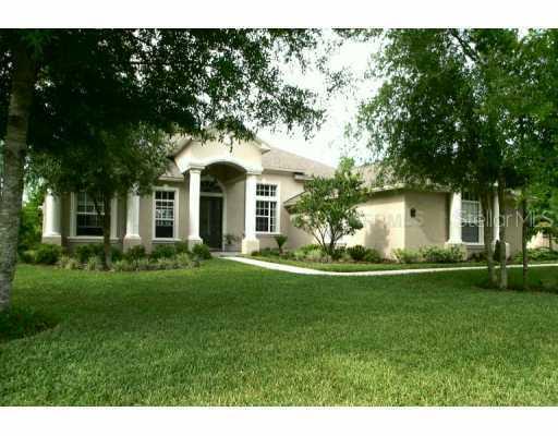 1512 Camphor Cove Dr., Lutz, FL 33549