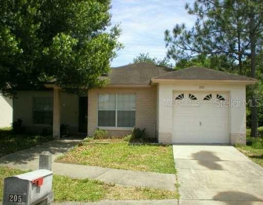 205 Benson St., Valrico, FL 33594