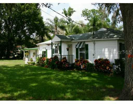 501 N Mount Carmel Rd., Valrico, FL 33594