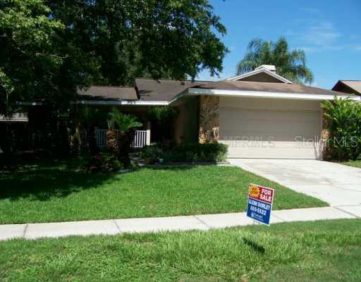 708 Rollingwood Ln., Valrico, FL 33594