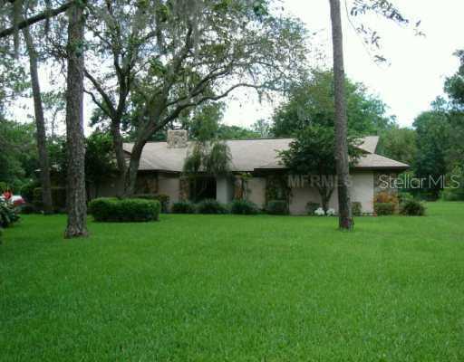 17514 Mallard Ct., Lutz, FL 33559