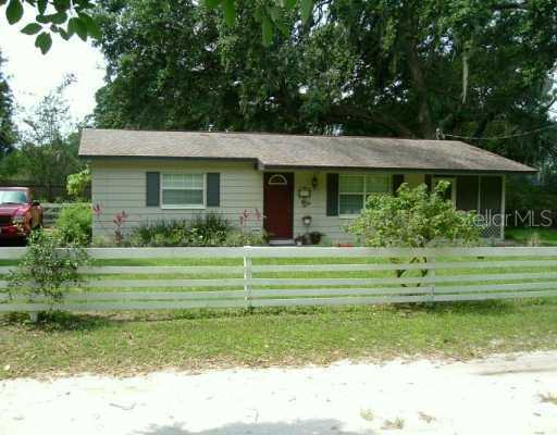 1513 Sydney Rd., Valrico, FL 33594