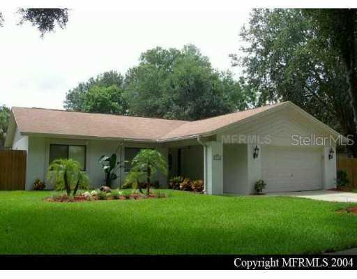 23718 Lakehills Dr., Lutz, FL 33559