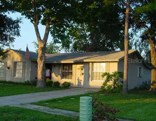 911 Briarcliff Dr., Valrico, FL 33594