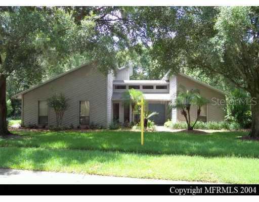 2301 Travis Robert Ave., Valrico, FL 33594