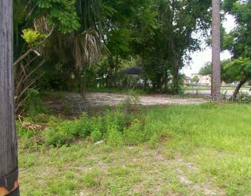 2205 W Baker St., Plant City, FL 33563