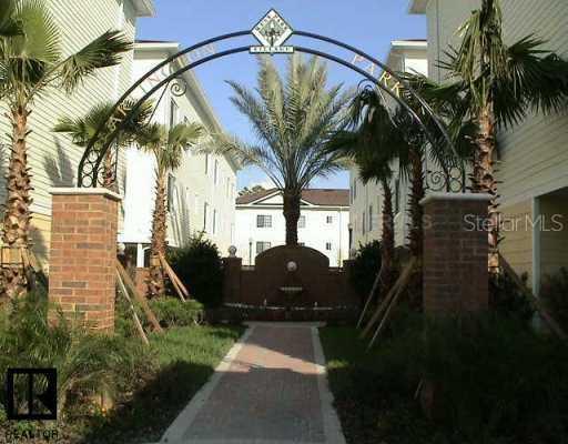 9863 Meadow Field Creek #302, Tampa, FL 33626