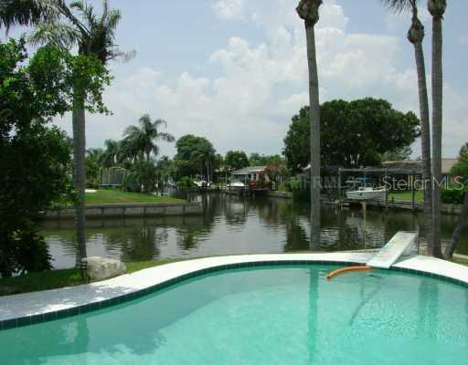 8726 Cobblestone Dr., Tampa, FL 33615