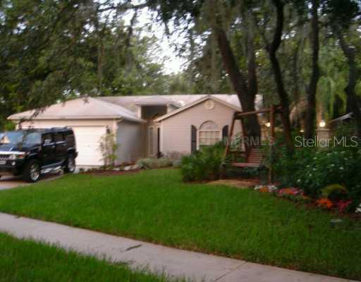 18126 Swan Lake Dr., Lutz, FL 33549