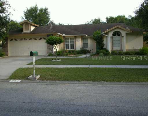 954 Wicketrun Dr., Brandon, FL 33510