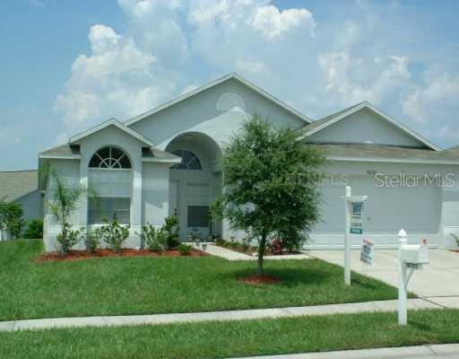 30745 Birdhouse Dr., Zephyrhills, FL 33544