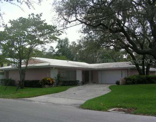 12611 N 52nd St., Tampa, FL 33617