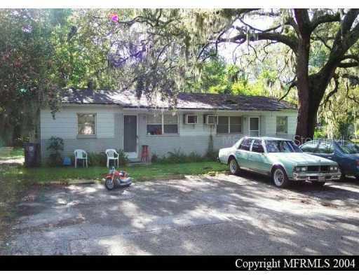 10315 N 9th St., Tampa, FL 33612
