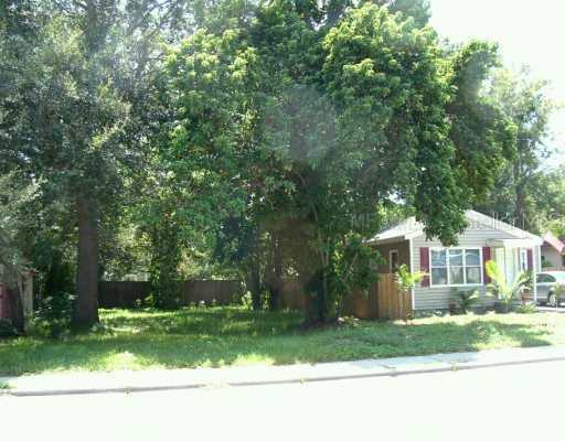 2046 15th Ave., St Petersburg, FL 33712