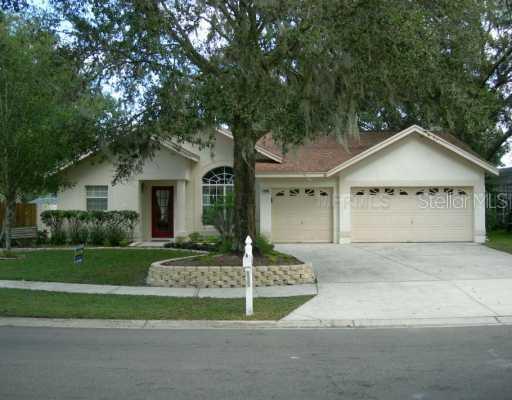 1915 Alafia Oaks Dr., Valrico, FL 33594