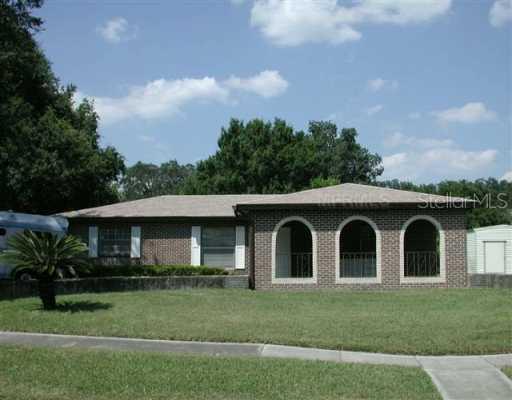 410 Gay Rd., Seffner, FL 33584