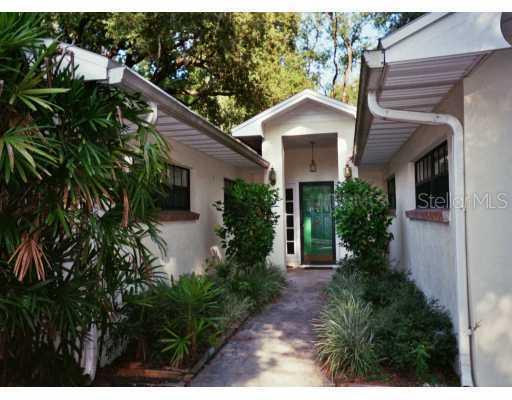 18309 Tomlinson Dr., Lutz, FL 33549