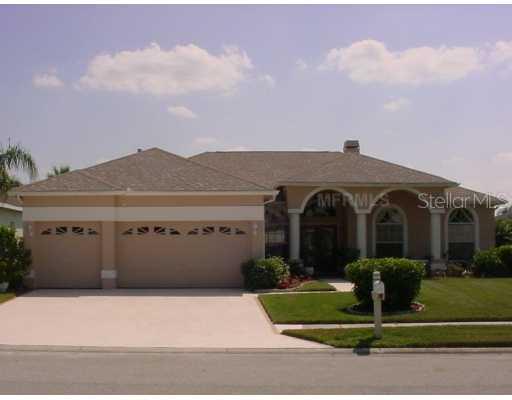 28616 Falling Leaves Way, Wesley Chapel, FL 33543