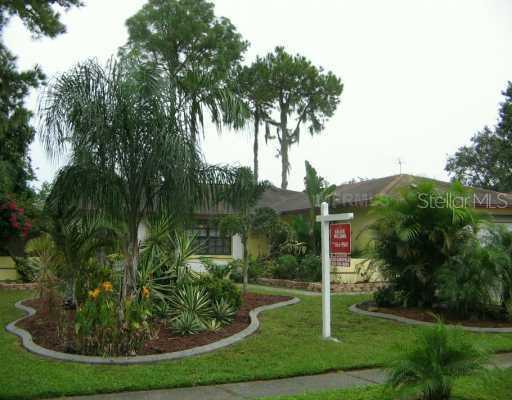 3716 Sand Pebble Dr., Valrico, FL 33594