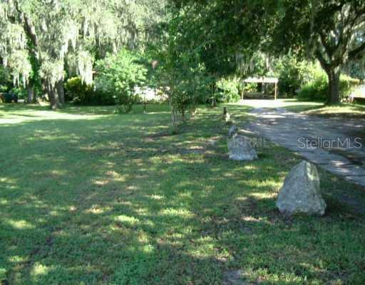 145 Country Club Dr., Tampa, FL 33612