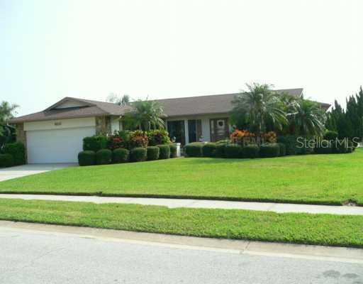 6633 Greenbrier Dr., Largo, FL 33777