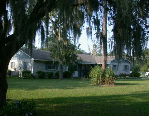 2312 Valrico Rd., Valrico, FL 33594